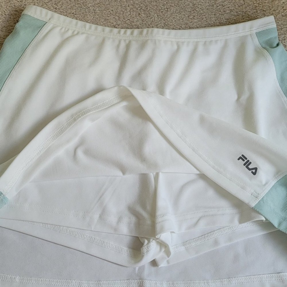 Fila Tennis Skirt Size M NWOT